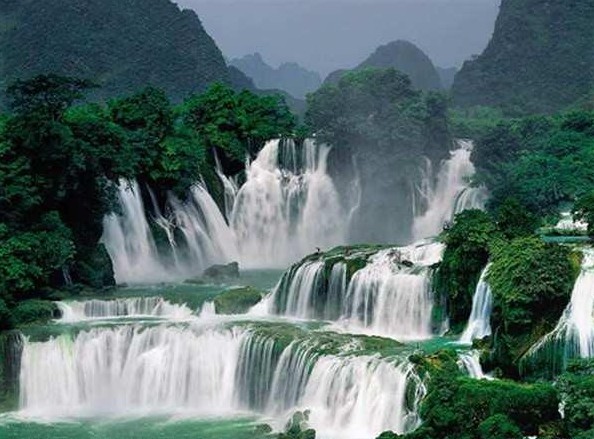 江西銅鼓?湯里溫泉、天柱峰、秋收起義紀(jì)念館2日游