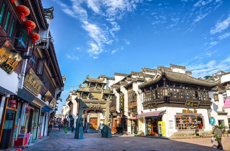 黃山、秀水千島湖、水墨宏村、西遞徽州古城高鐵純玩5日游